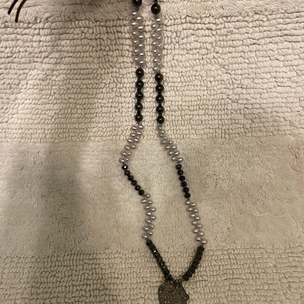 Custom Hamsa necklace - Picture 2 of 8